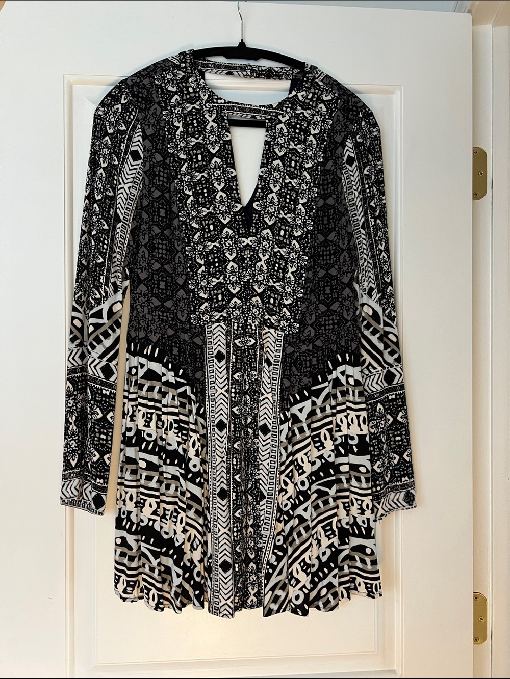 Free People Black & White Printed Long Sleeve Tunic Dress